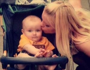 [VIDEO] America ignores a desperate, American mother! Amy Jacobsen, whose little son was taken away by the Norwegian, flies to Poland for our March for the Freedom of the Defenceless that takes place tomorrow. She asks for a meeting with Barack Obama