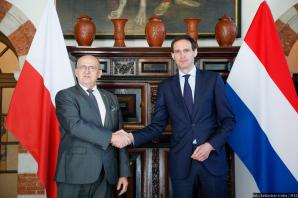 Minister Zbigniew Rau uczestniczył w Konferencji Utrechckiej. Rozmowy dotyczyły w szczególności rosyjskiej inwazji na Ukrainę