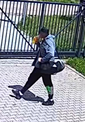 [VIDEO] Brutalny napad, kradzież i łup wartości blisko 1,5 mln zł. Kulisy konferencji Biura Rutkowski w Mysłowicach 12 sierpnia 2022r 