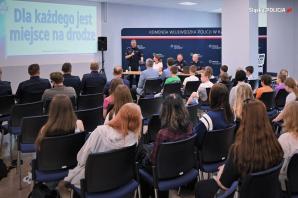 [VIDEO] JEDNOŚLADEM BEZPIECZNIE DO CELU - briefing prasowy i spotkanie z dziećmi i młodzieżą
