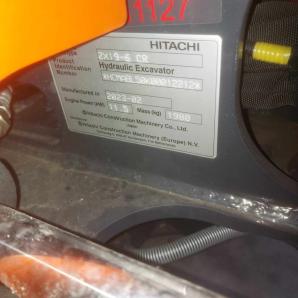 BIURO RUTKOWSKI poszukuje skradzionej w Niemczech minikoparki Hitachi oraz trzech zaginionych współpracowników firmy