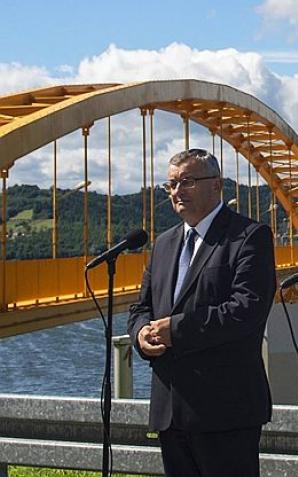 [VIDEO] Premier Beata Szydło o inwestycji w Świnnej Porębie: Dla regionu otwierają się bardzo duże możliwości