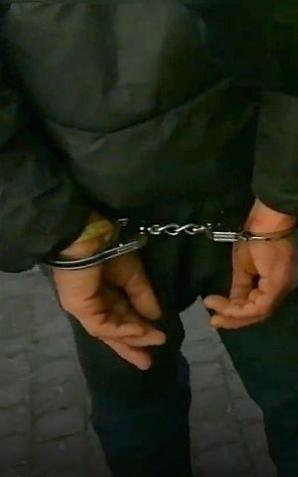 Wałbrzych: Podczas kłótni sięgnął po nóż i zaatakował. Policjanci zatrzymali podejrzanego