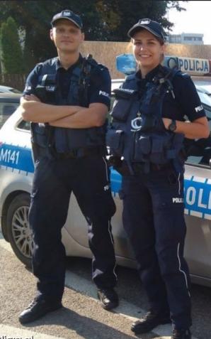 Policyjny pilotaż rodzącej kobiety do szpitala