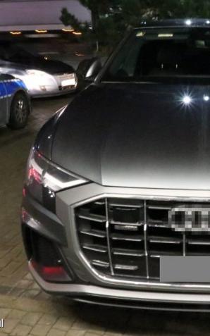 Litwin i Rosjanin zatrzymani wraz ze skradzionym we Włoszech luksusowe Audi