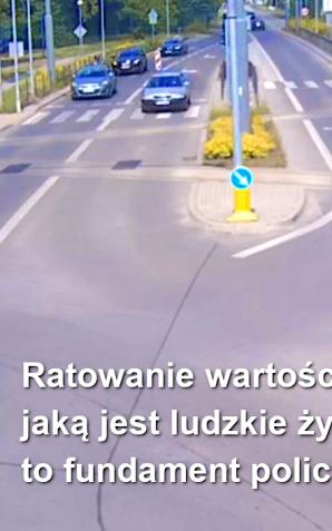[VIDEO] Policyjna eskorta 4-letniego chłopca, który wymagał pilnej pomocy medycznej