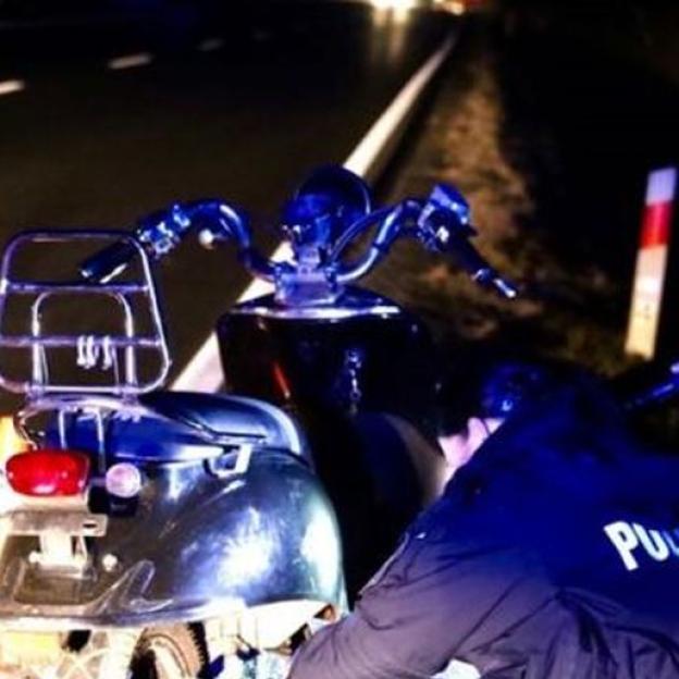 Głogowscy policjanci po służbie zatrzymali motocyklistę, który mając ponad 3,5 promila omal nie zderzył z ciężarówką