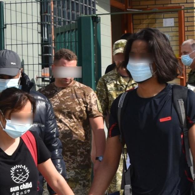 Zabłądzili w górach. Patrol Straży Granicznej z placówki w Wojtkowej zatrzymał grupę imigrantów z Indii