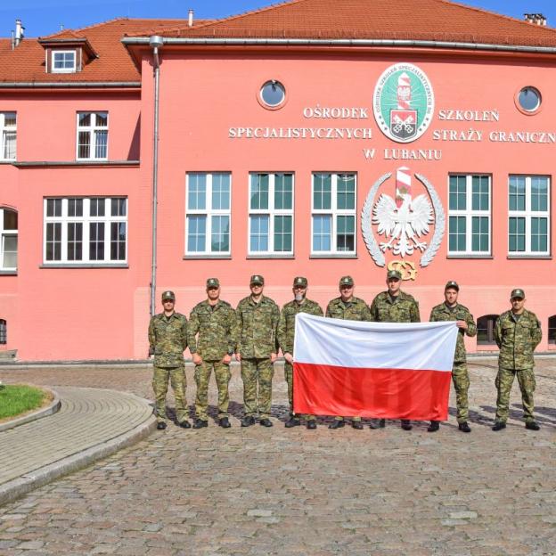 Kolejna grupa funkcjonariuszy SG na misjach w Macedonii i Słowenii