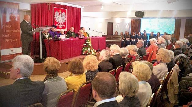 Londyn: Na Polskim Uniwersytecie o polskim nauczaniu w Australii, Ameryce Północnej i Południowej