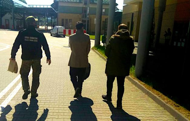 Zatrzymano na granicy państwa - obywatelkę afrykańskiego państwa Komory, dwóch obywateli Turcji