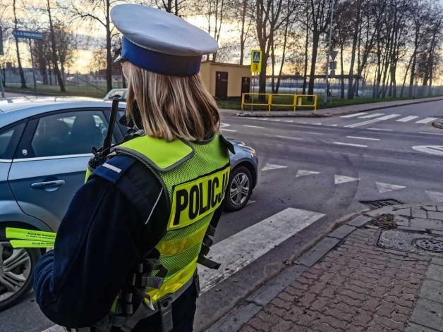 Szedł, szedł i przeszedł na czerwonym. Poszedł na 2,5 roku